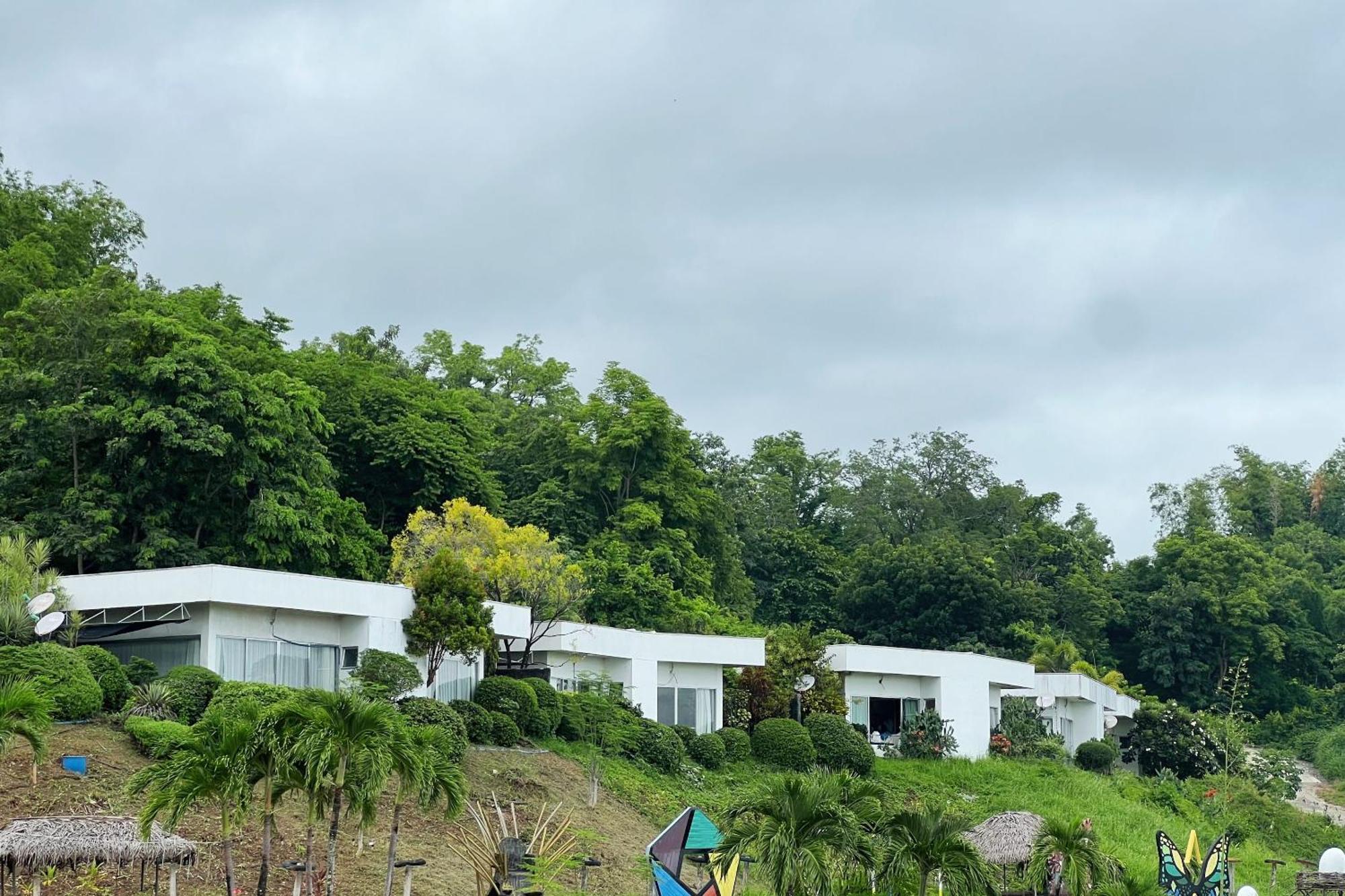 Garin Farm Pilgrimage Resort Powered By Cocotel San Joaquin 外观 照片