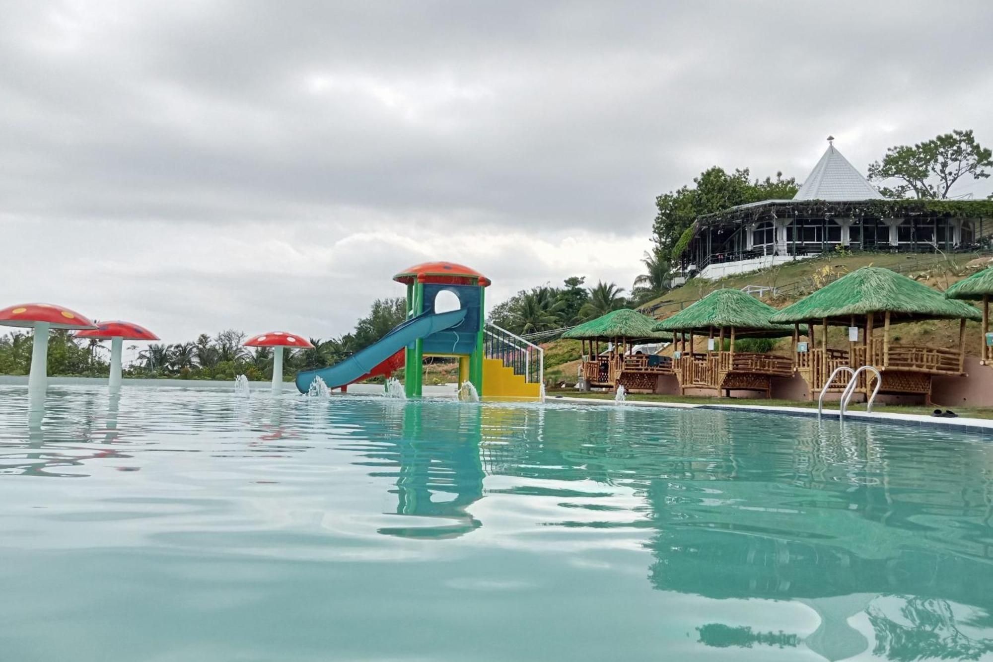 Garin Farm Pilgrimage Resort Powered By Cocotel San Joaquin 外观 照片